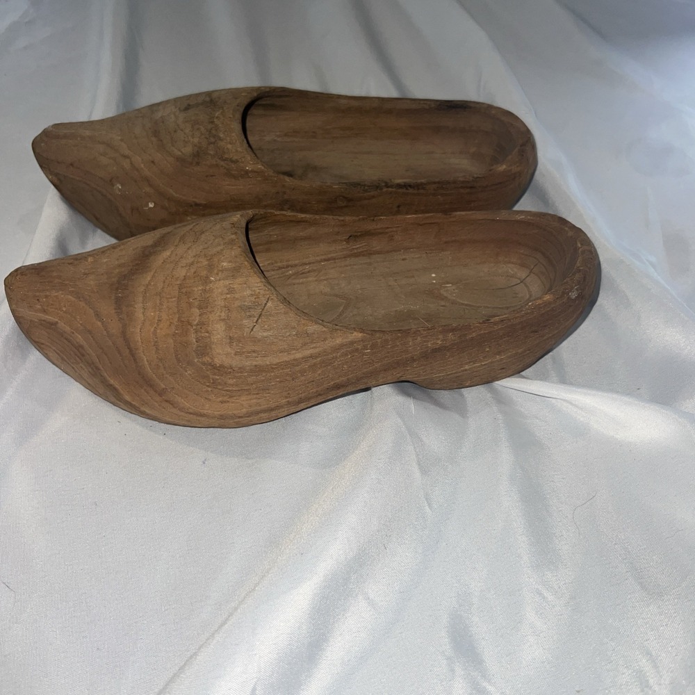 Holland Dutch Clogs Hand Carved Wooden Garden Shoes Unpainted Tole Crafting Wood